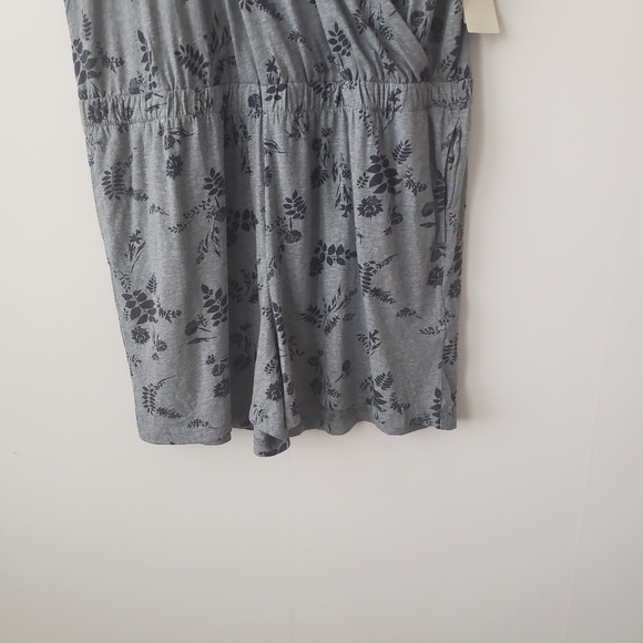 Susina floral short sleeve romper - Picture 6 of 8